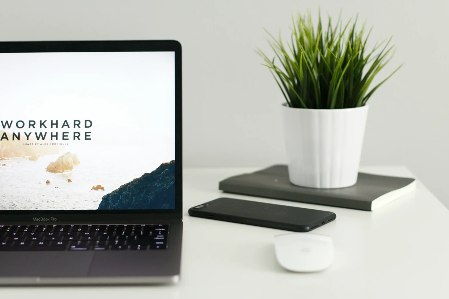Easy Ways to Build a Strong Online Portfolio