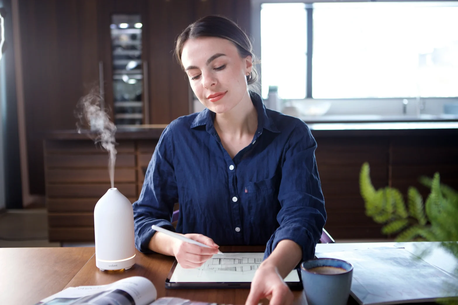 How to Balance Your Main Job and Side Hustle Without Burning Out